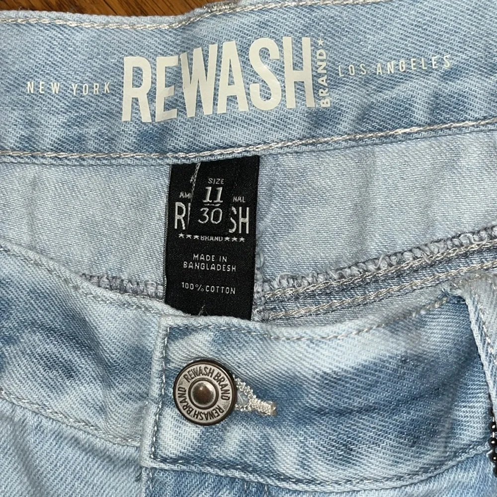 NWT Rewash Authentic Denim The Baggy Short Distressed Shorts Size 30
